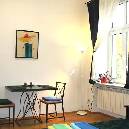 Bona Studio, Center, Wifi *